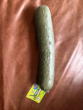 Unbranded Green Plush Reptile Enrichment Pickle Toy